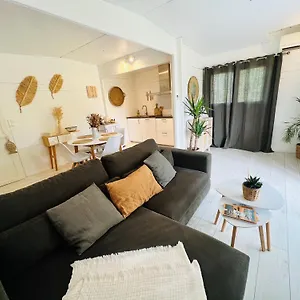 Appartement Le Flamant Avec Jardin, Piscine Et Parking, Les Saintes-Maries-de-la-Mer